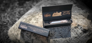 Knife - Bicentennial Knife in a Black Case